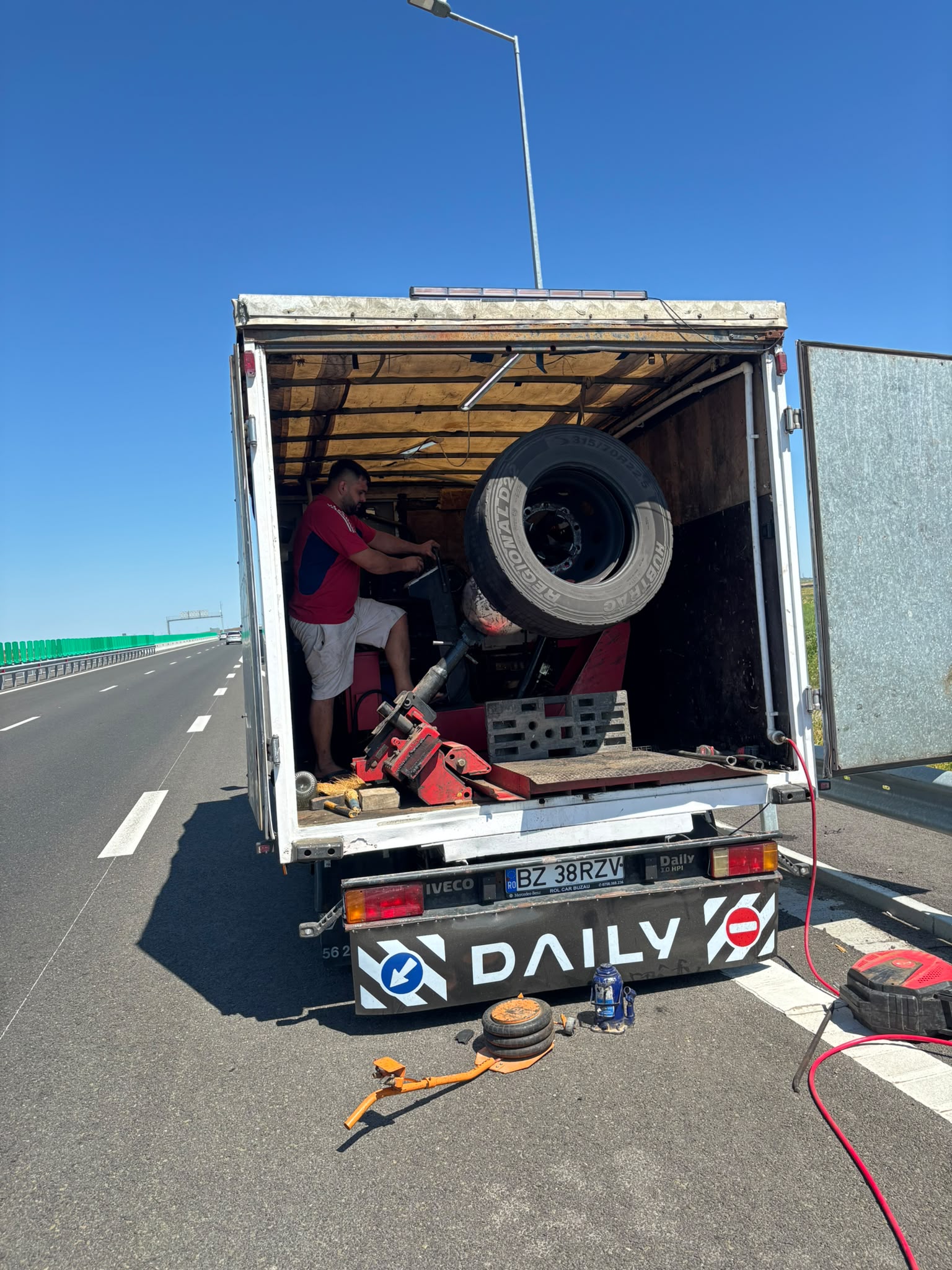 Intervenție rapidă vulcanizare mobilă